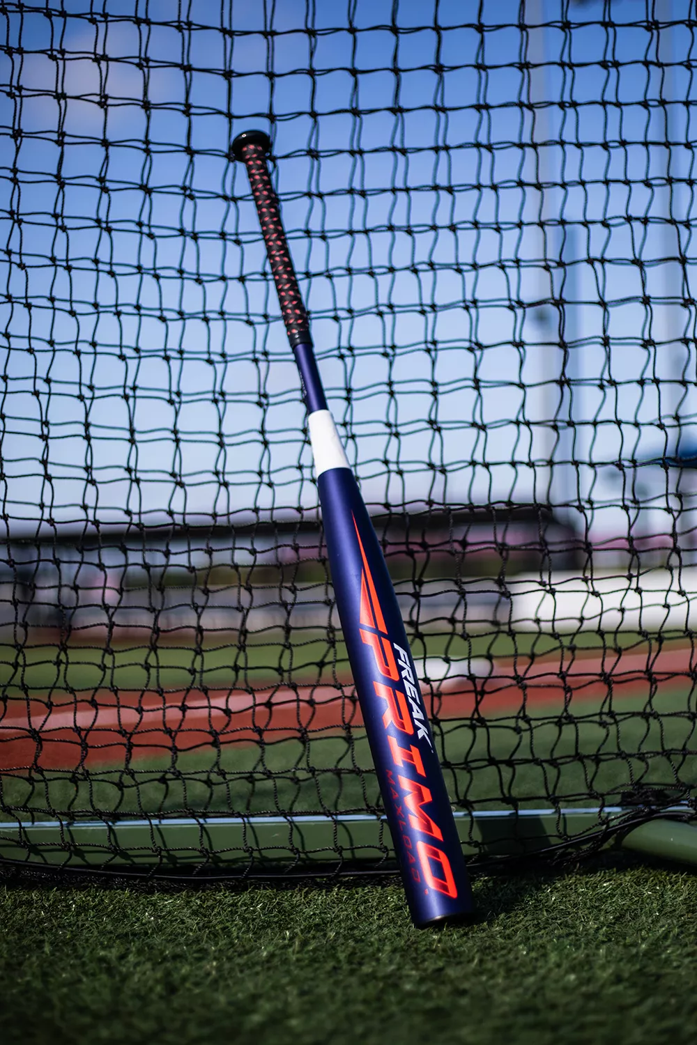 Miken Freak Primo Maxload USA Slowpitch Bat 2022 - Image 2